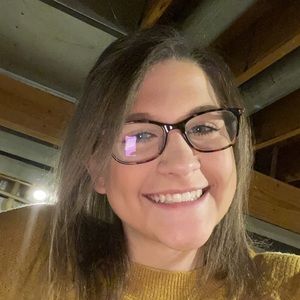 Meet your Posher, Kendra